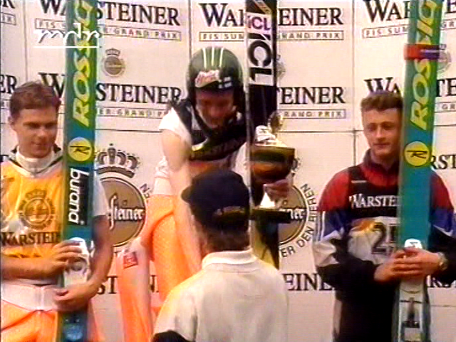 Ari-Pekka Nikkola, Mika Laitinen i Adam Małysz (MDR)